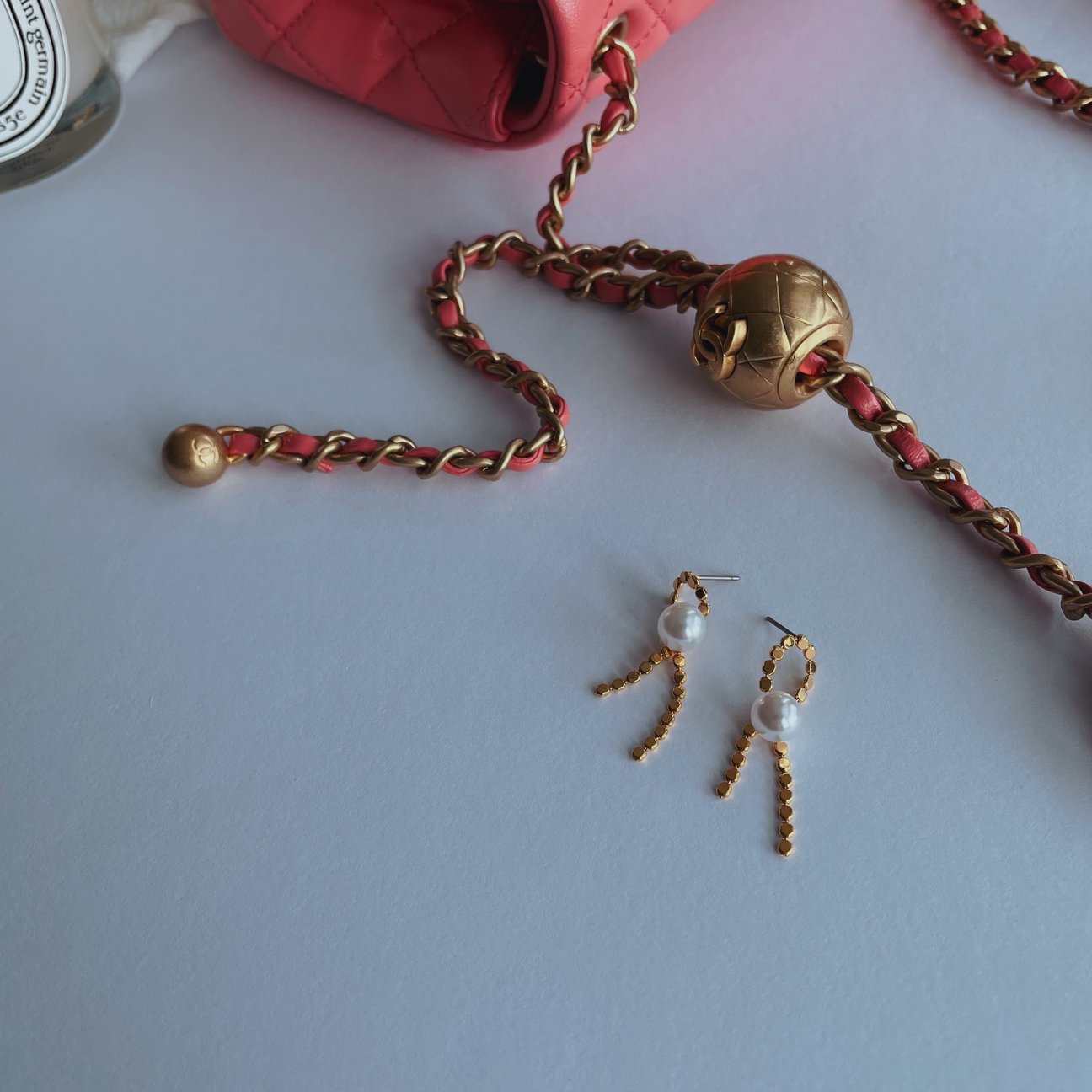 Gold Glitters Pearl Earrings