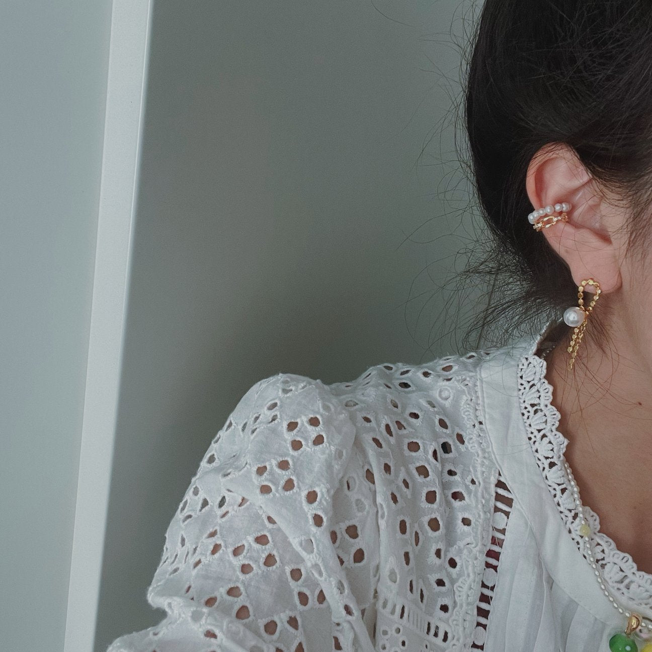 Gold Glitters Pearl Earrings