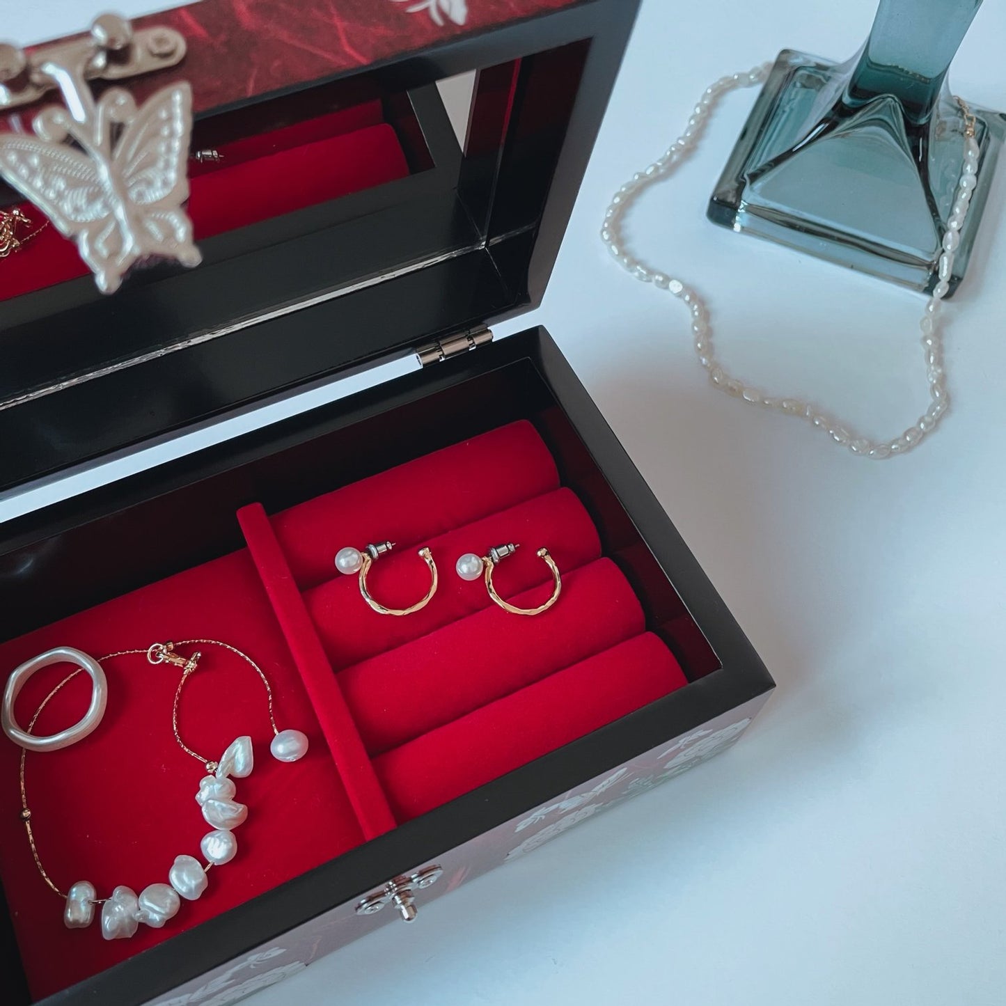 Two Way Pearl Earrings - O.chic Studio