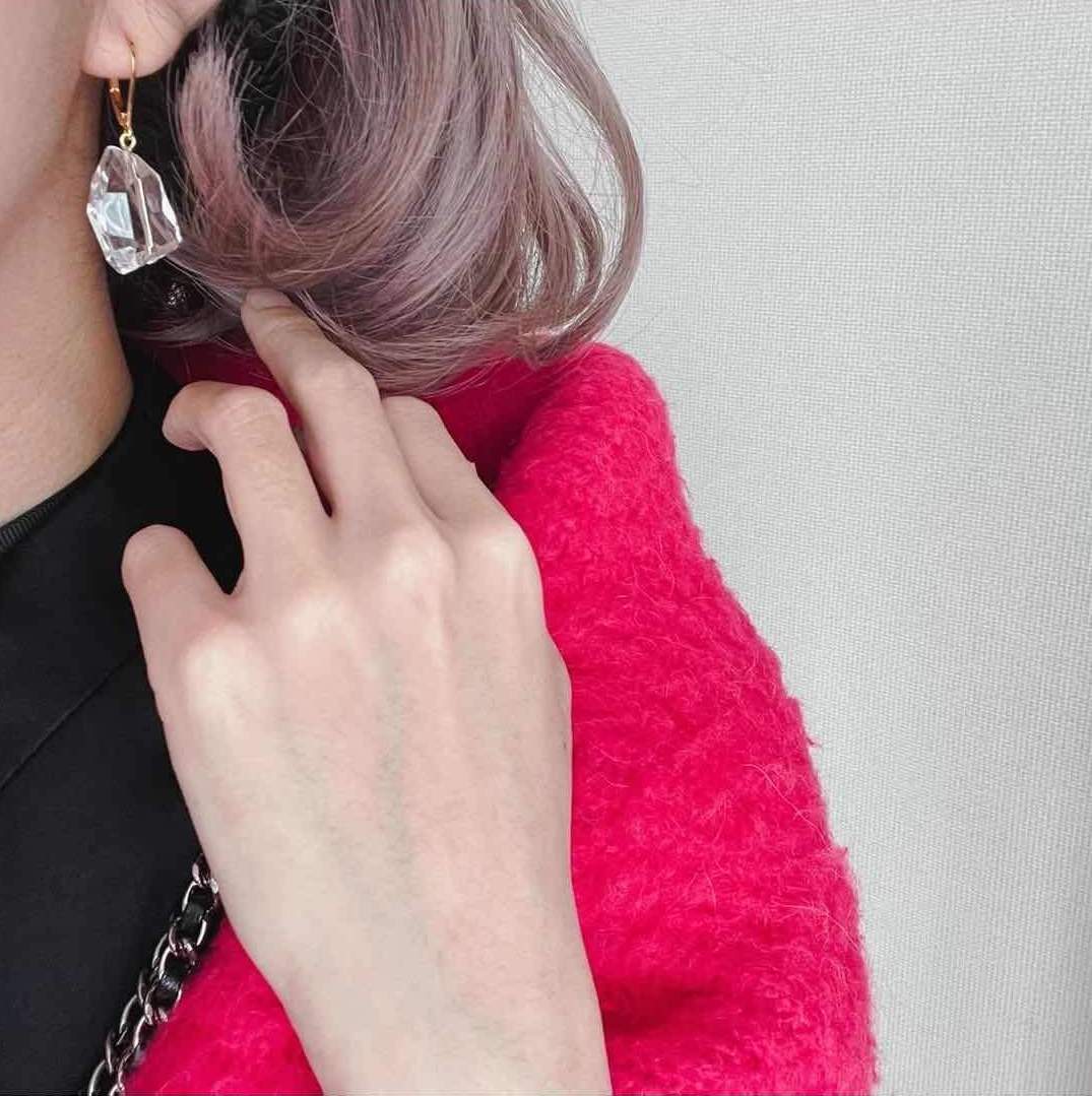 Unbalanced Pearl Earrings - O.chic Studio