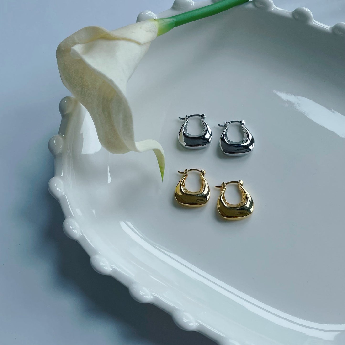 Mini Bag Earrings - O.chic Studio