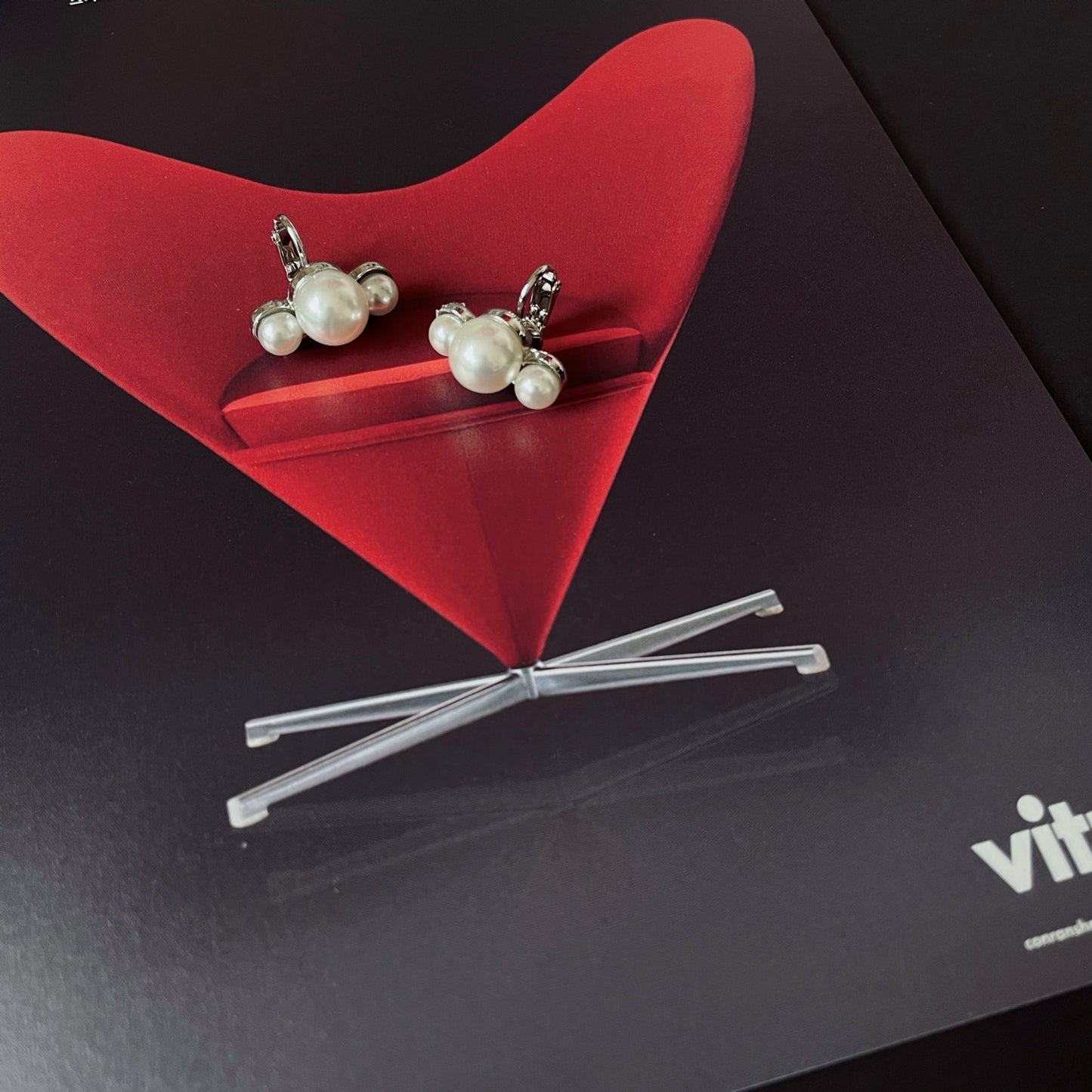 Clip-on Pearly Earring