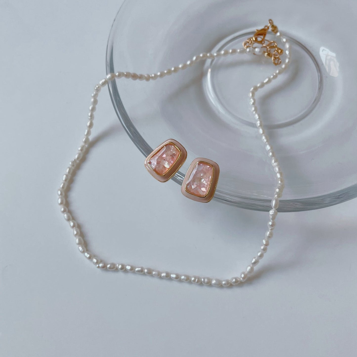 Fresh Water Pearly Necklace