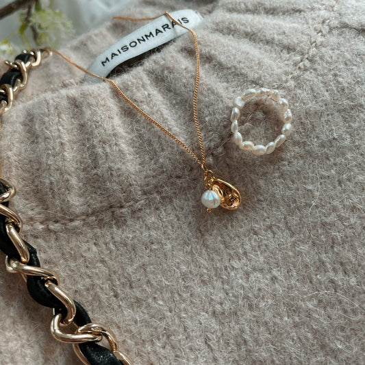 18K Gold Plated Shell Necklace - O.chic Studio