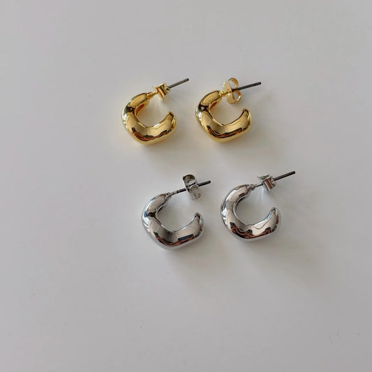 Curved Moon Earrings