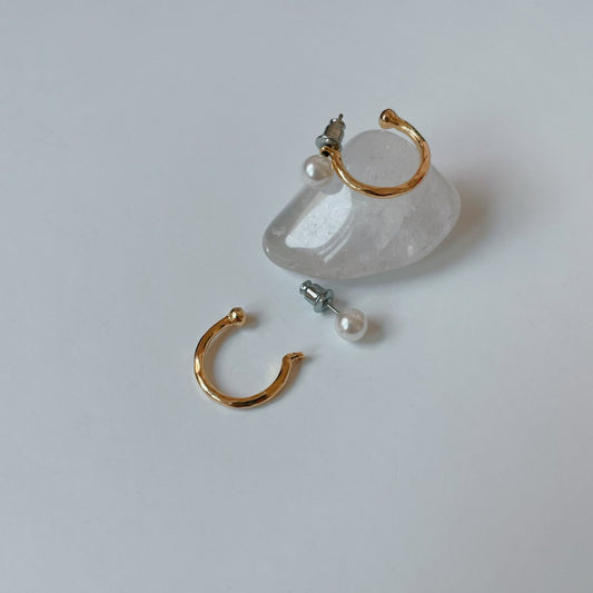 Two Way Pearl Earrings - O.chic Studio